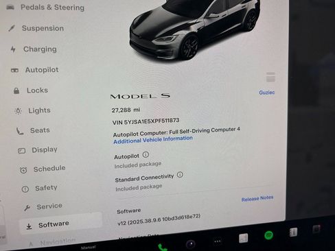 Used 2023 Tesla Model S Standard Range image 32