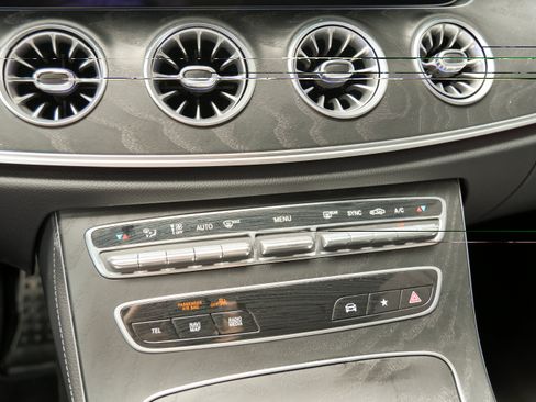 Used 2023 Mercedes-Benz E 450 Coupe image 18