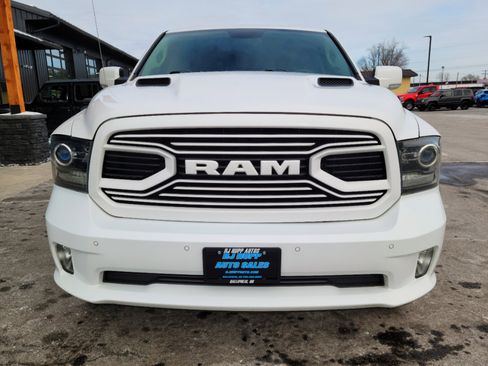 Used 2018 RAM 1500 Sport image 2