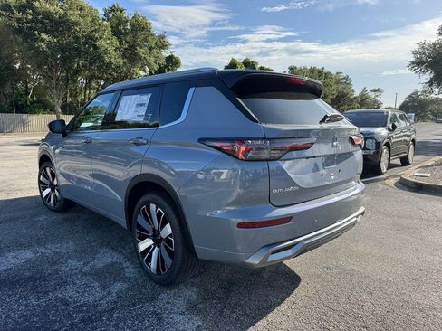 New 2025 Mitsubishi Outlander SEL image 5