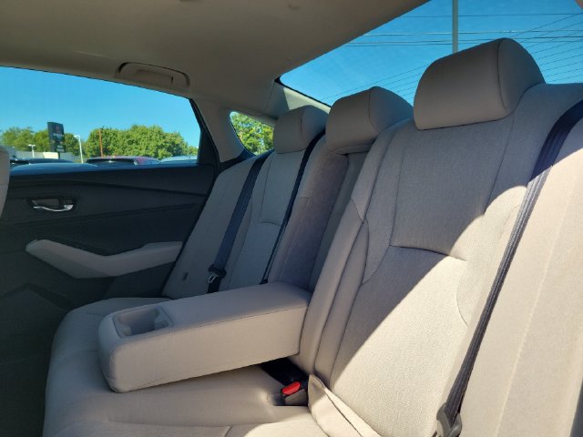 Used 2024 Honda Accord EX image 25