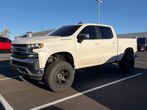 Used 2021 Chevrolet Silverado 1500 LT image 5