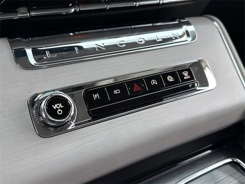 New 2025 Lincoln Aviator Reserve w/ Equipment Group 201A image 24