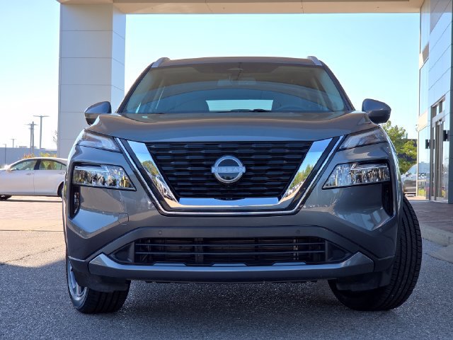 Used 2023 Nissan Rogue SL w/ SL Premium Package AWD/4WD image 3