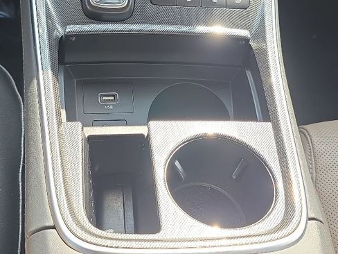 Used 2023 Hyundai Santa Fe Limited AWD/4WD image 18