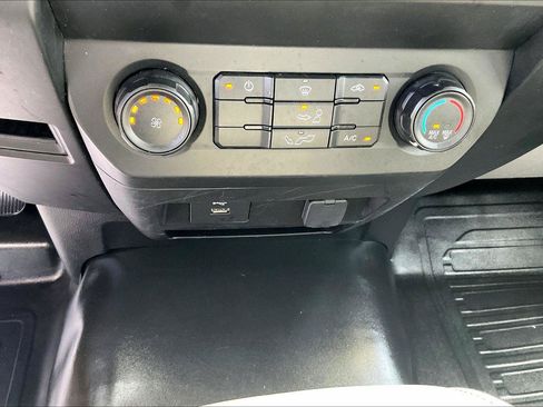 Used 2019 Ford F150 XL w/ Equipment Group 101A Mid RWD image 13