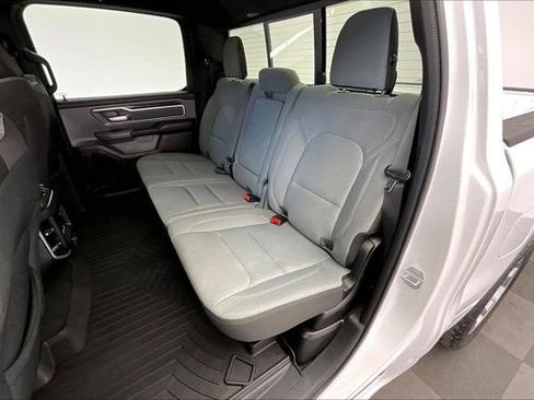 Used 2022 RAM 1500 Big Horn AWD/4WD image 19