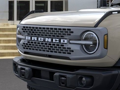 New 2026 Ford Bronco Badlands AWD/4WD image 17
