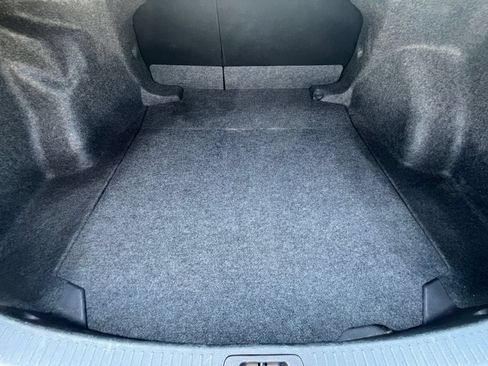 Used 2025 Toyota Corolla LE FWD image 31