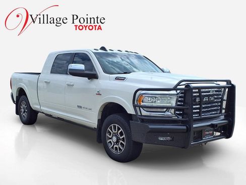 Used 2022 RAM 2500 Limited AWD/4WD image 7