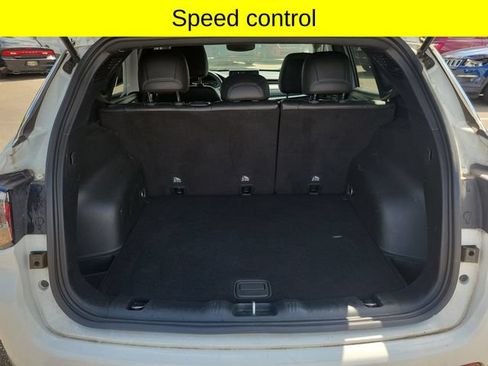 Used 2023 Jeep Compass Latitude AWD/4WD image 27