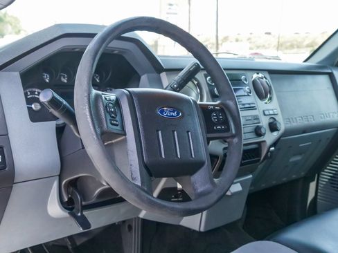 Used 2016 Ford F250 XLT w/ FX4 Off-Road Package AWD/4WD image 13