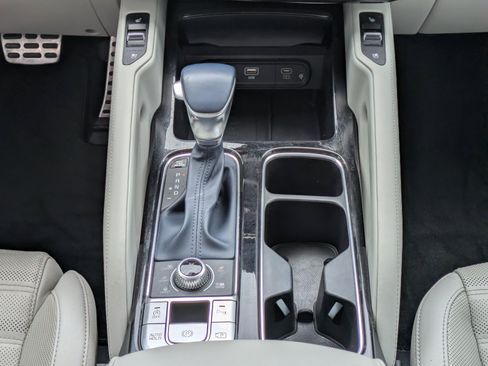 Certified 2023 Kia Telluride SX Prestige AWD/4WD image 16