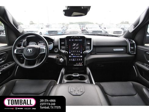 Used 2024 RAM 1500 Laramie AWD/4WD image 11