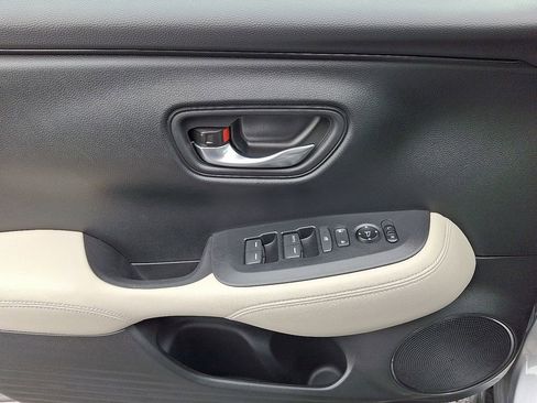 Used 2024 Honda HR-V LX image 14