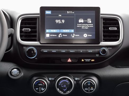 New 2026 Hyundai Venue SEL FWD image 19