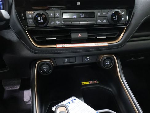 New 2026 Toyota Grand Highlander AWD Hybrid image 24