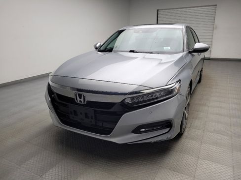 Used 2018 Honda Accord Touring image 15