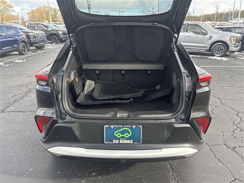 Certified 2025 Buick Envista Preferred image 24