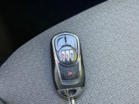Used 2025 Buick Encore GX Preferred FWD image 20