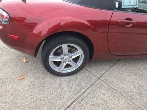 Used 2008 MAZDA MX-5 Miata Sport w/ Convenience Pkg image 14