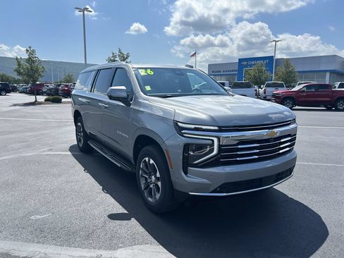 New 2026 Chevrolet Suburban LT w/ Comfort Package AWD/4WD image 1