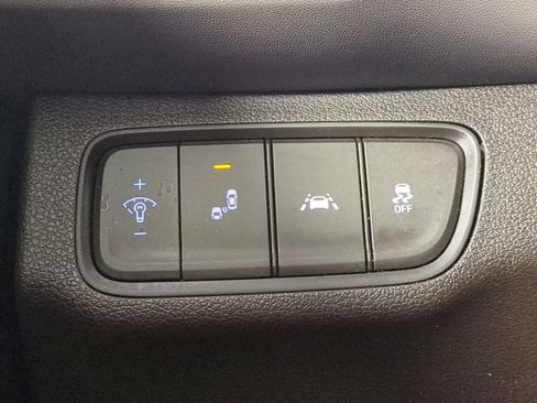 Used 2019 Hyundai Santa Fe SE image 26