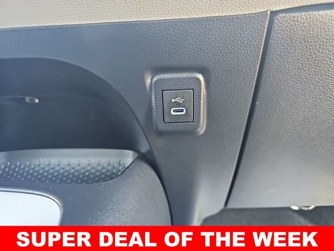 Used 2024 Toyota Corolla SE w/ Convenience Package image 24