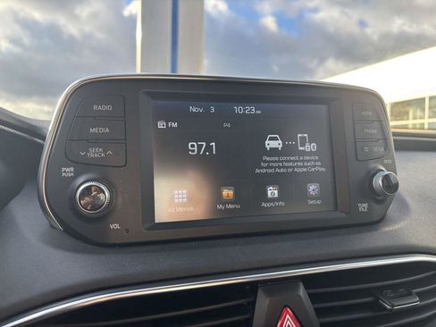 Used 2019 Hyundai Santa Fe SE image 21