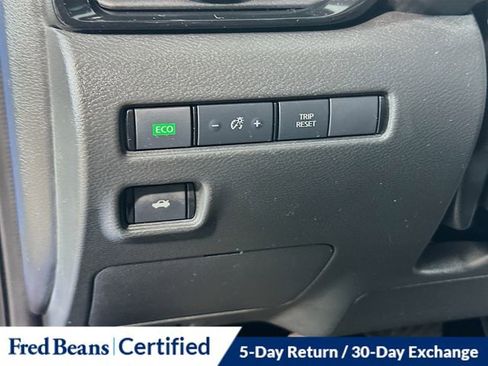 Used 2021 Nissan Sentra SR w/ SR Premium Package image 22