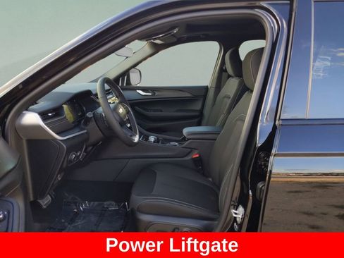 New 2025 Jeep Grand Cherokee L Laredo w/ Luxury Tech Group I RWD image 11