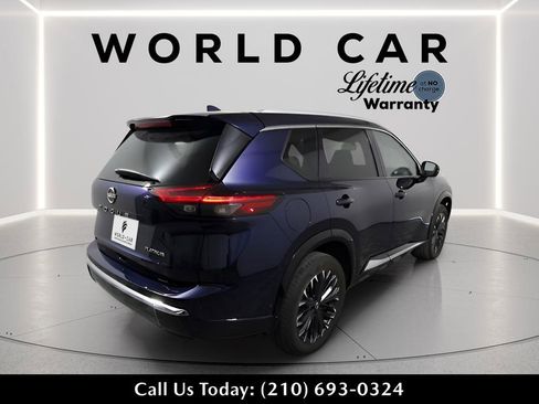 Used 2024 Nissan Rogue Platinum w/ Platinum Premium Package FWD image 7