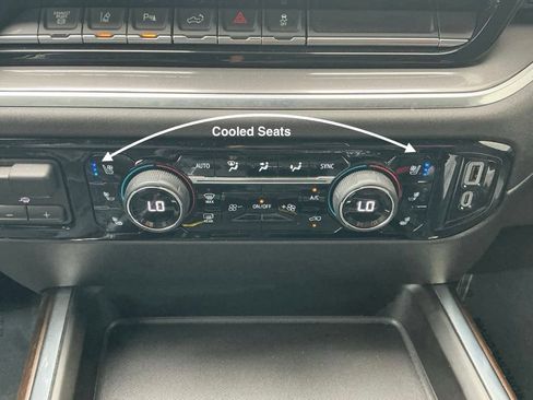 Used 2024 Chevrolet Silverado 3500 High Country AWD/4WD image 18