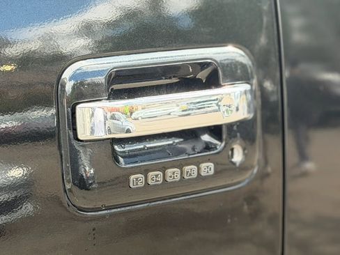 Used 2012 Ford F150 Platinum image 11