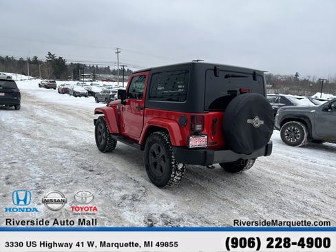 Used 2017 Jeep Wrangler Freedom Edition image 6