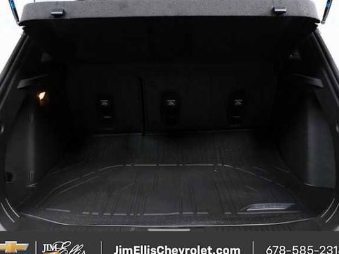 New 2026 Chevrolet Trax RS w/ Sunroof Package image 24