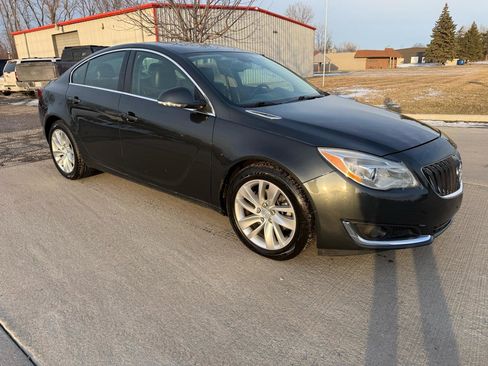 Used 2015 Buick Regal Premium FWD image 3