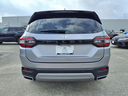 Used 2023 Honda Pilot Touring image 24