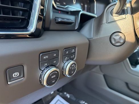 Used 2025 GMC Sierra 1500 Denali w/ Denali Reserve Package image 13