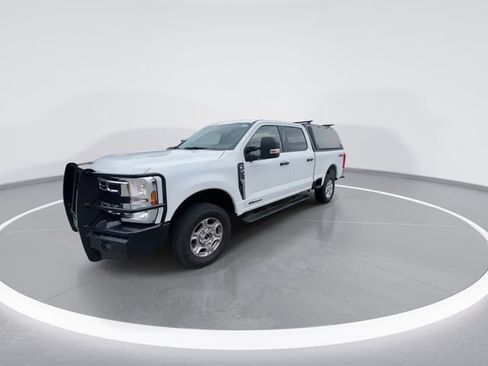 Used 2025 Ford F250 XLT AWD/4WD image 4