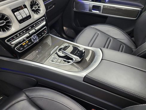 Used 2022 Mercedes-Benz G 550 w/ Exclusive Interior Package image 11