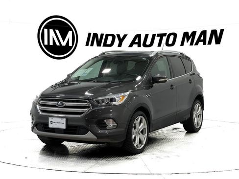 Used 2018 Ford Escape Titanium w/ Ford Safe & Smart Package image 8