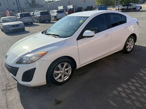 Used 2010 MAZDA MAZDA3 i Touring FWD image 14