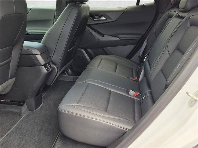 Used 2026 Chevrolet Equinox LT w/ Convenience Package II FWD image 15