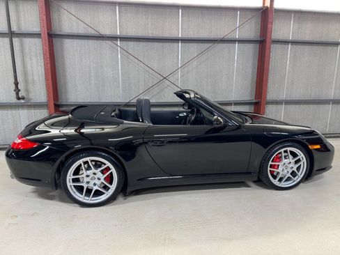 Used 2009 Porsche 911 Carrera 4S AWD/4WD image 39