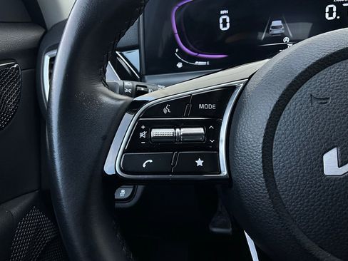 Used 2025 Kia Seltos S image 36