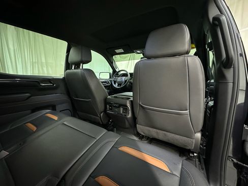Certified 2024 GMC Sierra 1500 AT4 w/ AT4 Premium Package AWD/4WD image 19