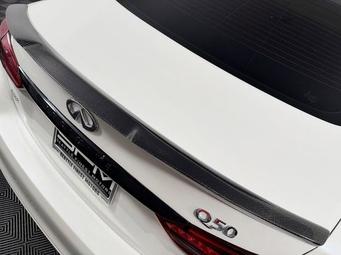 Used 2019 INFINITI Q50 Luxe w/ Essential Package (3.0T Luxe) AWD/4WD image 13