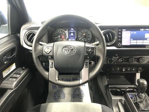 Used 2020 Toyota Tacoma TRD Off-Road image 15