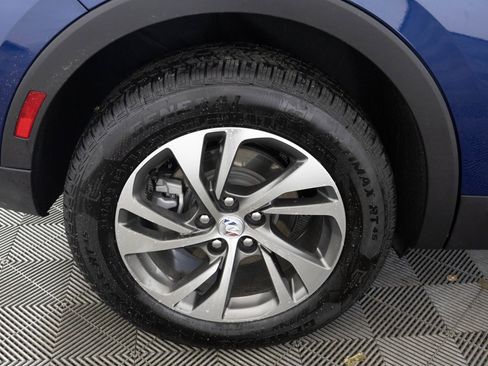 Used 2022 Buick Envision Essence w/ Safety Package image 46